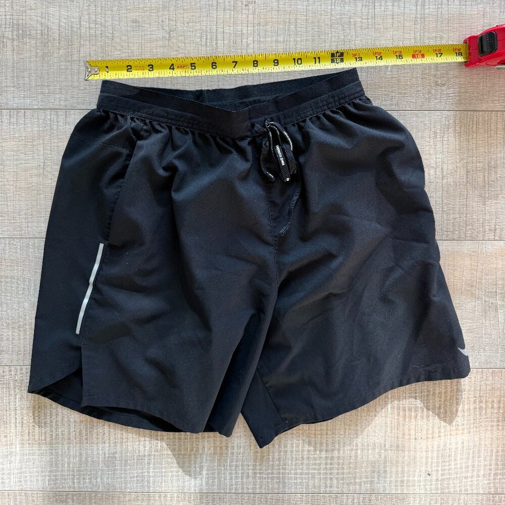 Nike Running Shorts Size M - Picture 4 of 4